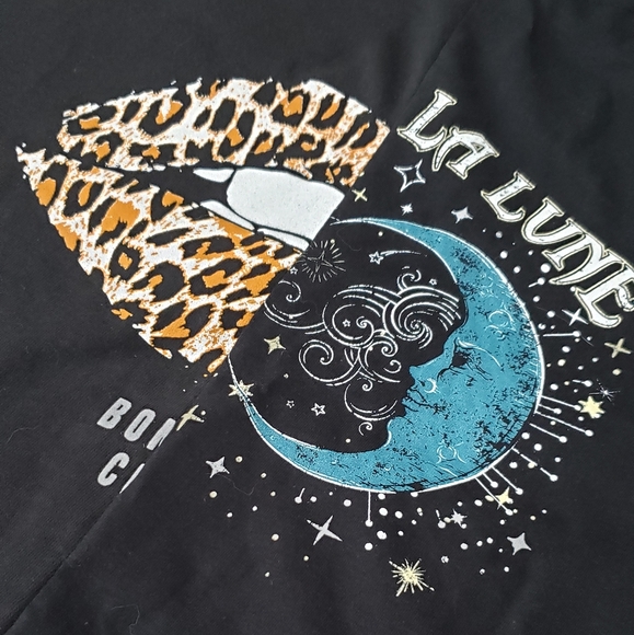 Upcycle tshirt #1 - Picture 2 of 3